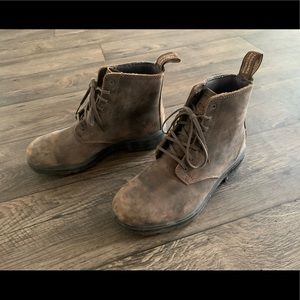 Blundstone Lace Up Boots - Rustic Brown
